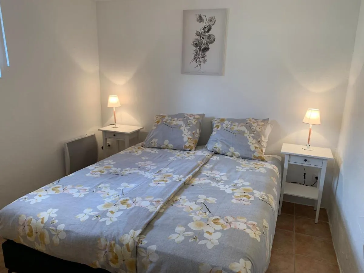 فندق مبيت وإفطار Maison Castellane Chambre D'Hotes B&B فرنسا