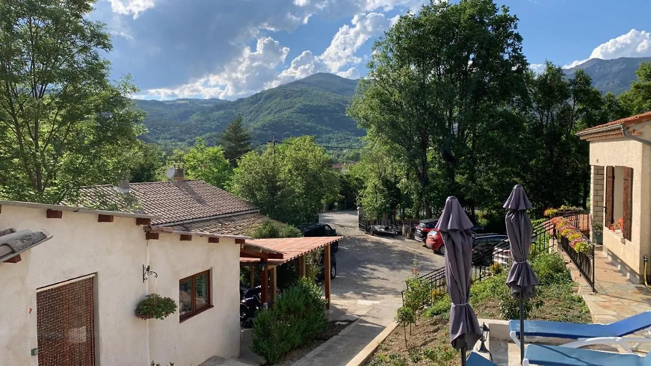 Maison Castellane Chambre D'Hotes B&B Bed & Breakfast