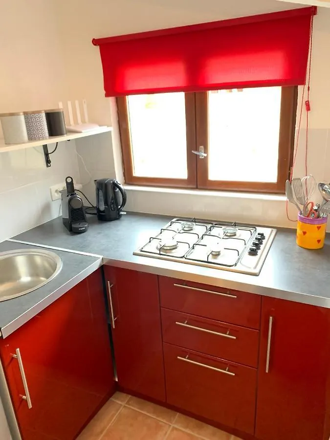 Maison Castellane Chambre D'Hotes B&B 0*,